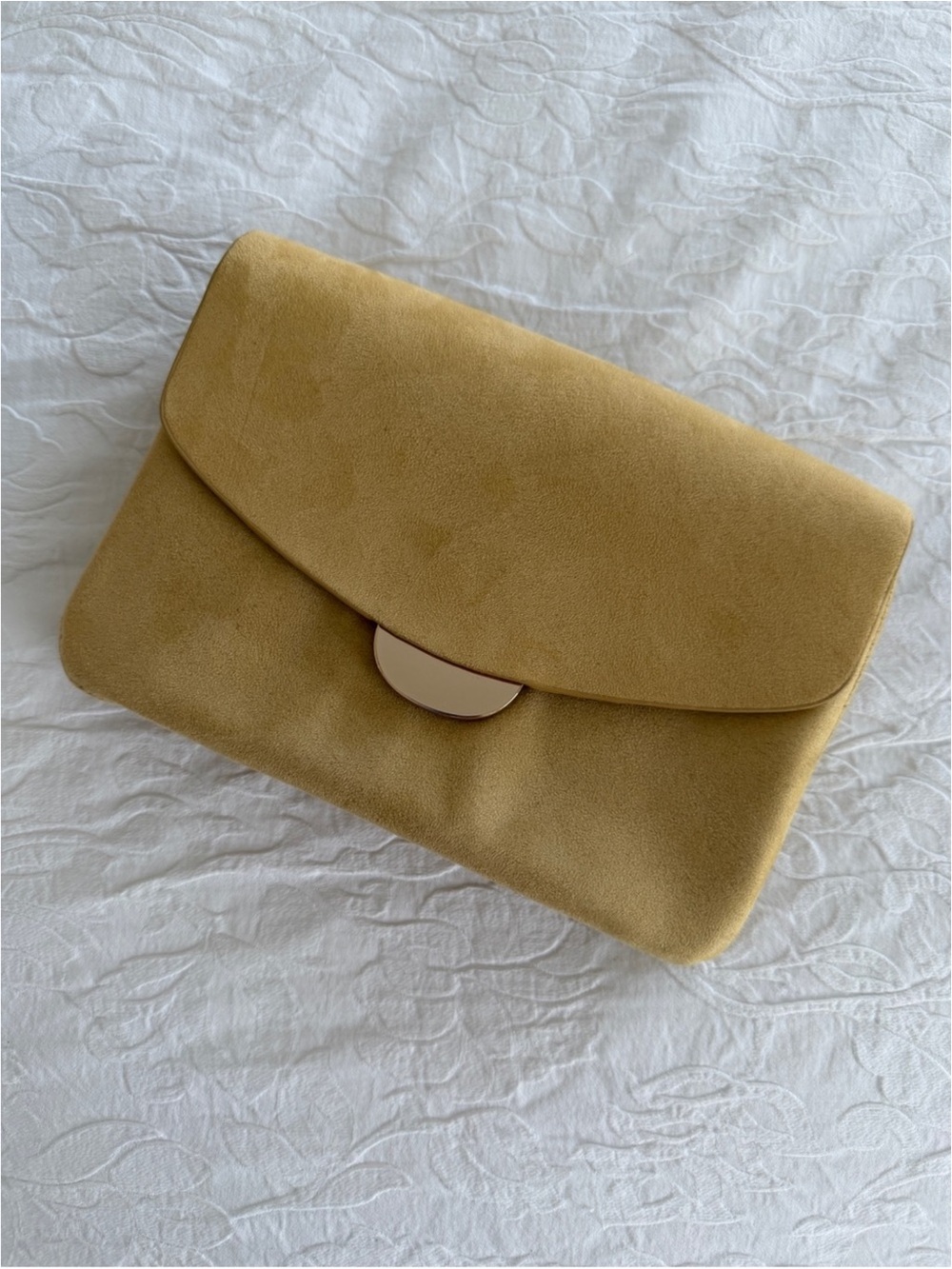 H&M Mustard Yellow Chain Strap Suede Crossbody Clutch - Picture 2 of 8